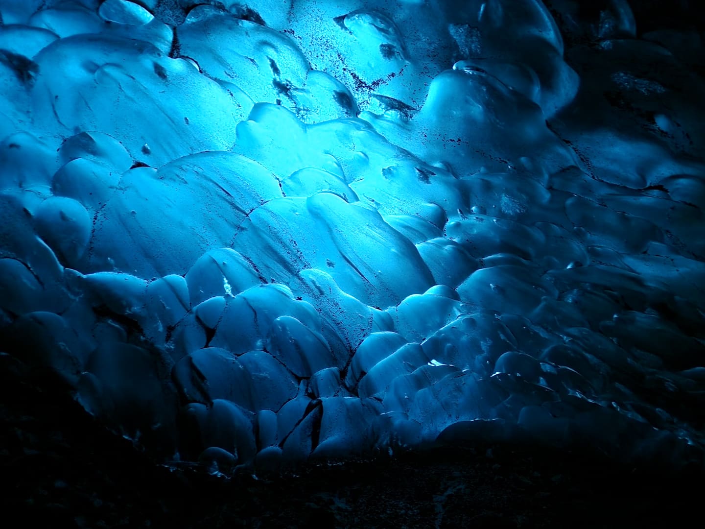 How Much Does an Ice Cave Tour in Iceland Cost? (Honest Local Breakdown)